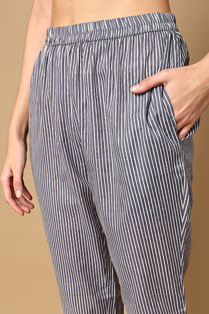 Grey Rayon Blend Geometric Printed A-Line Suit Set | SHOBITAM