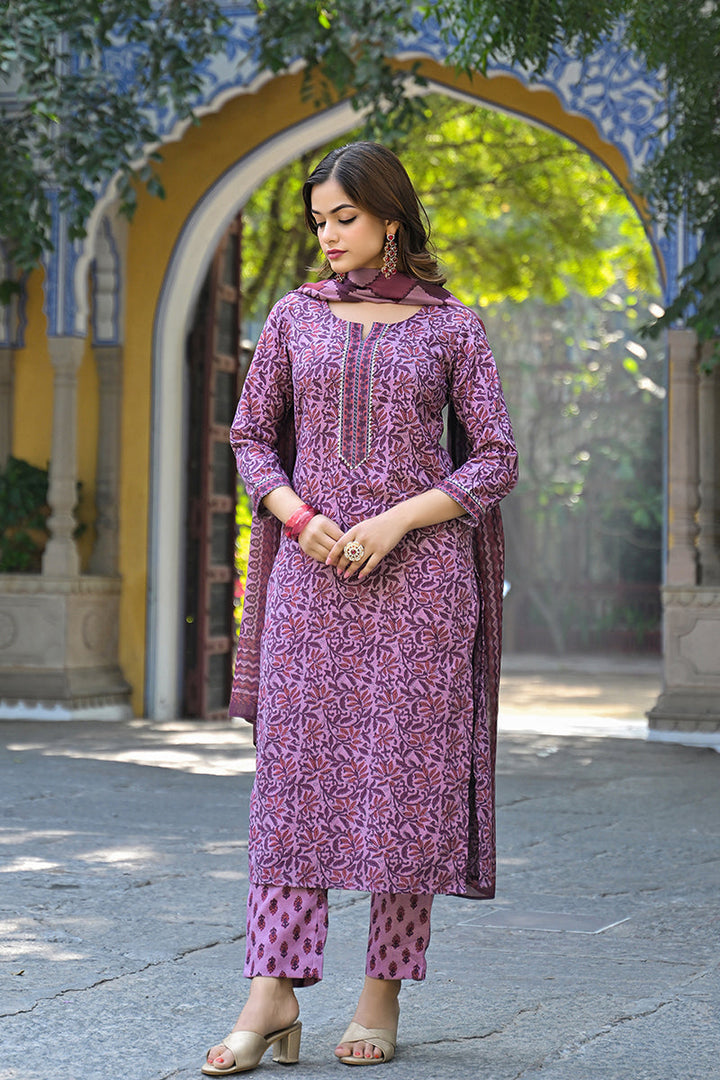 Pink Cotton Blend Floral Printed Straight Suit Set | SHOBITAM