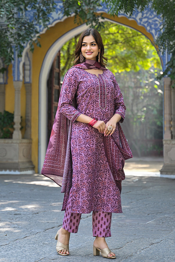 Pink Cotton Blend Floral Printed Straight Suit Set | SHOBITAM