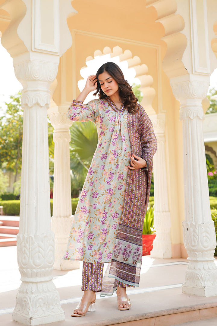 Green Rayon Blend Floral Printed Straight Kurta Trousers With Dupatta |SHOBITAM