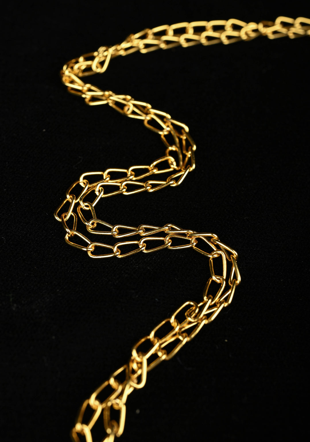 Yellow Pearl Tie Necklace with  Carved Embellishments