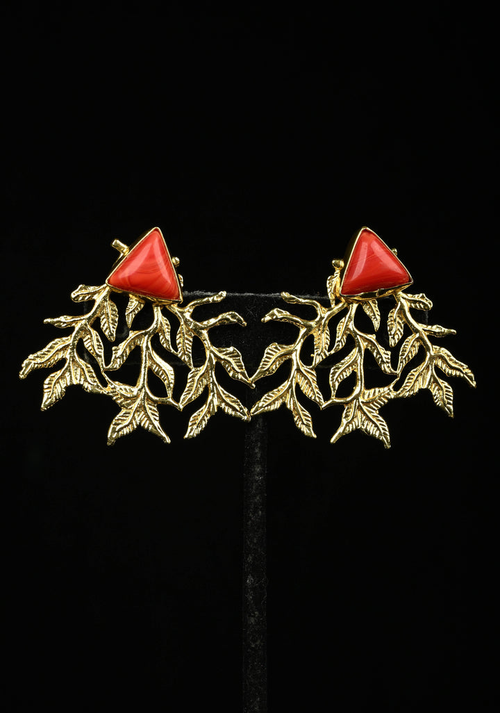 Stud Earring With Coral Triangular-Shaped Stone and Gold Leaf Design