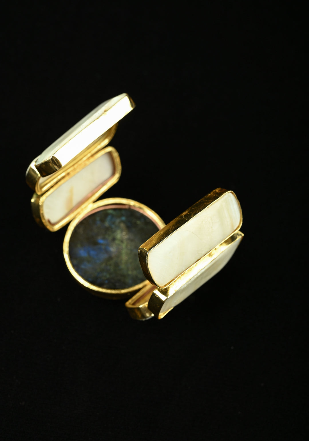 Labradorite and Mother of Pearls in Handcuff with Gold Tone