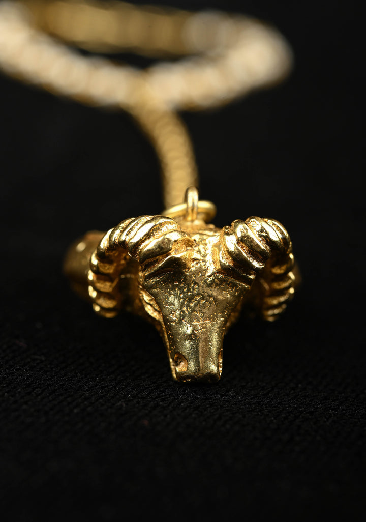 Haathphool Ring Bracelet With Pearls 2 Strand bracelet / Haathphool - 1 piece