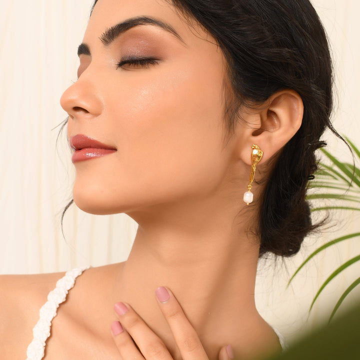 Hawaii Tropical Bird Ear Studs  | SHOBITAM