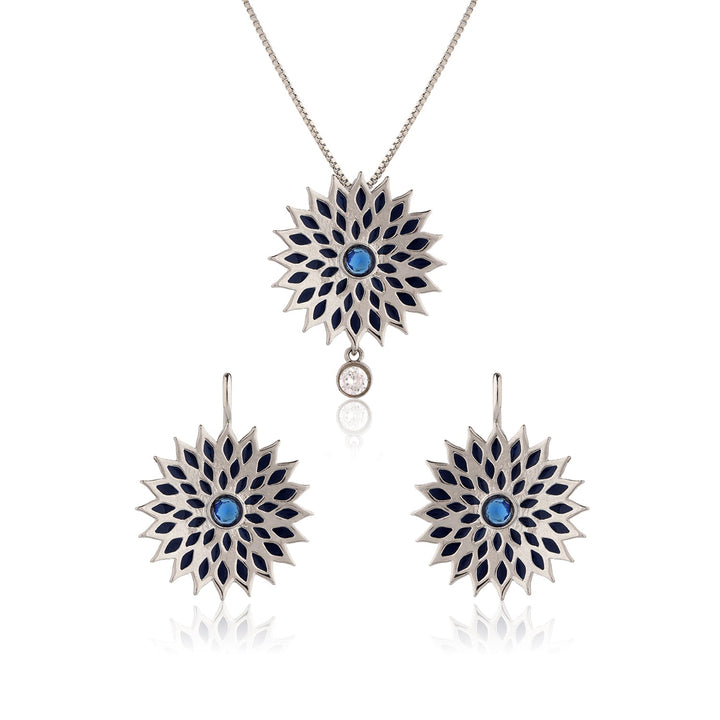 Fractals In Nature Quantum Bloom Pendant Set | SHOBITAM