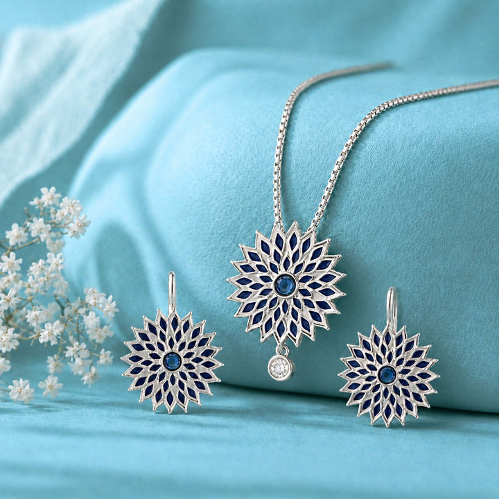 Fractals In Nature Quantum Bloom Pendant Set | SHOBITAM