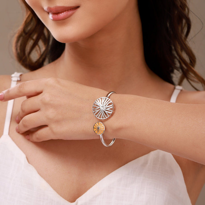 Fractals In Nature Eternal Tendril Bracelet | SHOBITAM