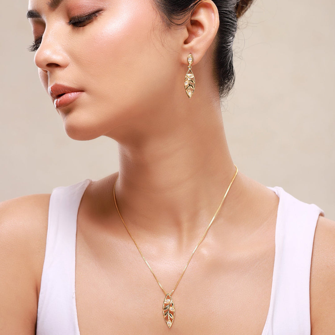 Leafy Affair Komisse Pendant Set | SHOBITAM