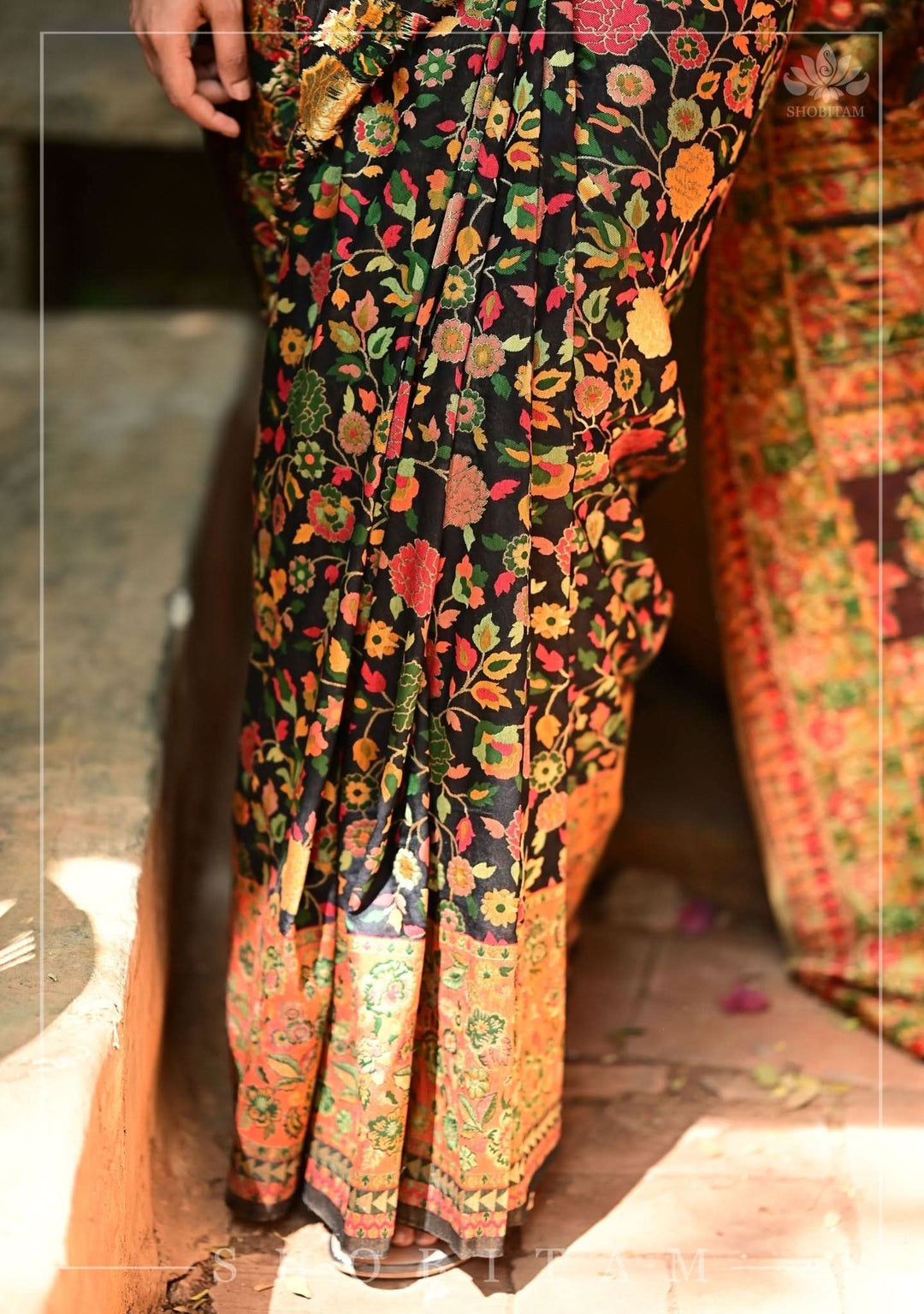 Kani Design with Floral Jaal in Black and Beige Rayon Saree| SHOBITAM