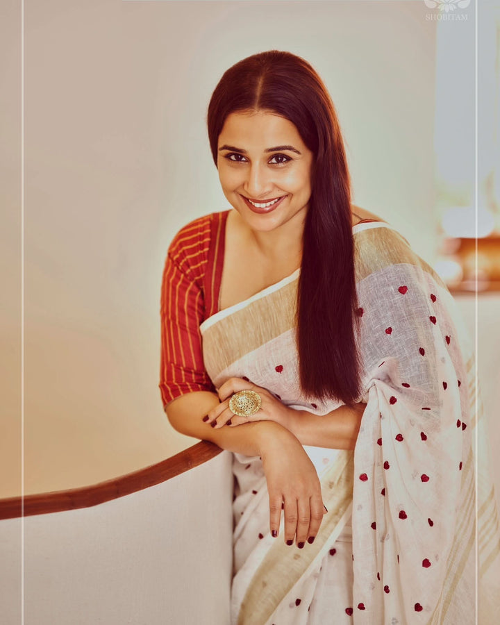 Vidya Balan Shobitam Exclusive Celebrity Loving Hearts Embroidered White Pure Linen Saree