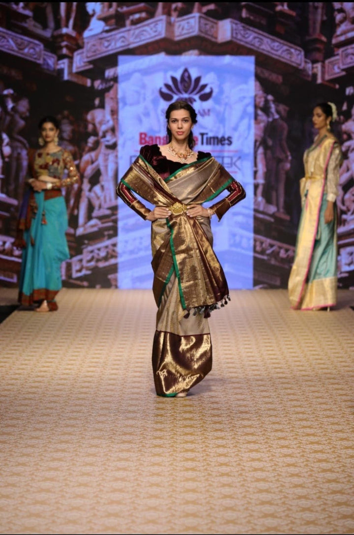 Taupe Exquisite Brocade Gadwal Silk Saree with floral Jaal and extravagant 16 inch Zari border | SILK MARK CERTIFIED