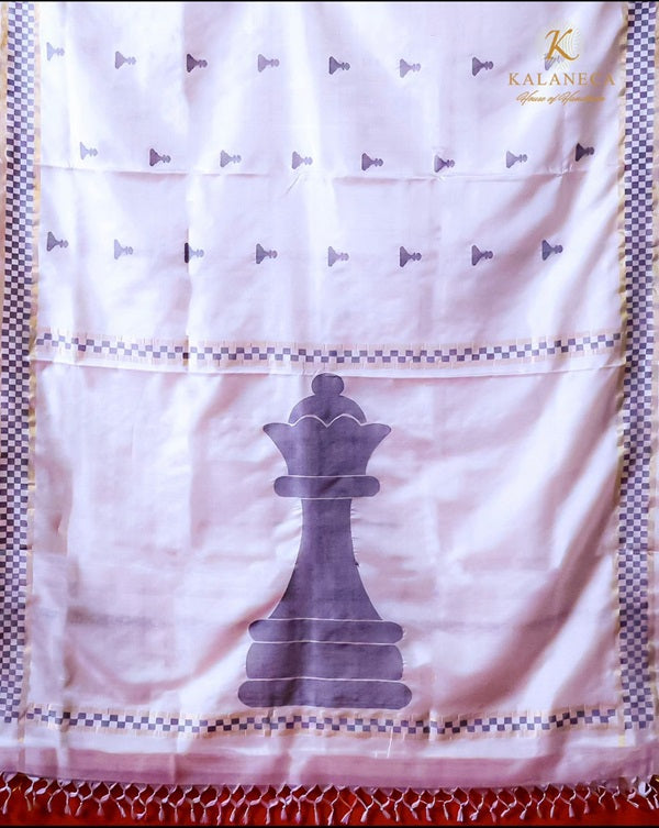 Queen's Gambit Royal Handwoven Jamdani Silk Saree - White | SILK MARK CERTIFIED | SHOBITAM