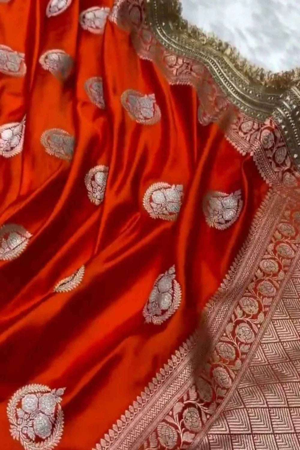 Beautiful Red Banarasi Mashru Silk with Golden Zari Weaved & Minakari Boota Wrap in 1 Minute Saree | SILK MARK CERTIFIED