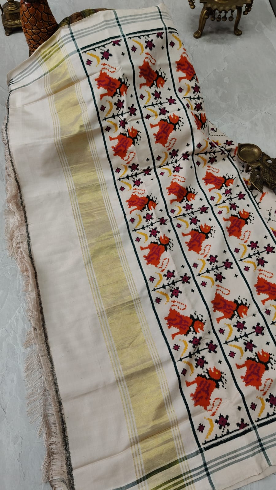 Celebrity Design 8 Motif Authentic Patan Patola Pure in Ivory  | SILK MARK CERTIFIED