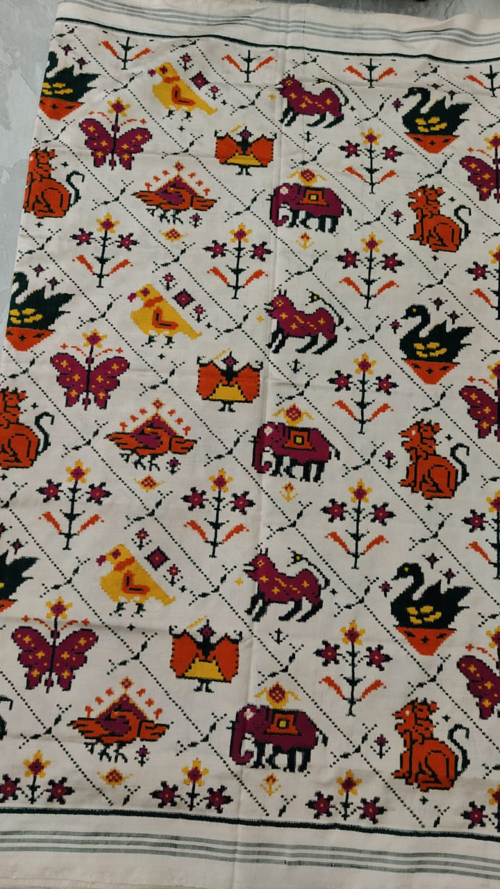 Celebrity Design 8 Motif Authentic Patan Patola Pure in Ivory  | SILK MARK CERTIFIED