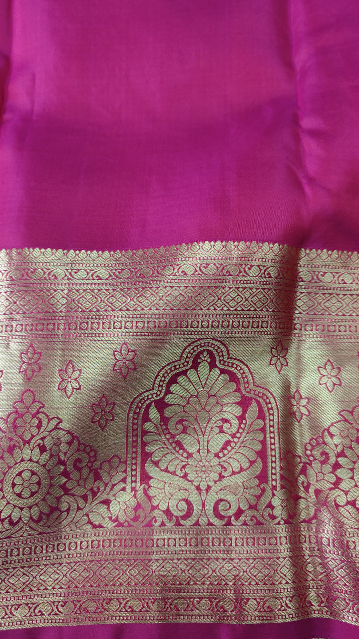 Maroon Kanjivaram Silk saree with Meenakari Floral Jaal Brocade And Contract Zari border | SILK MARK CERTIFIED