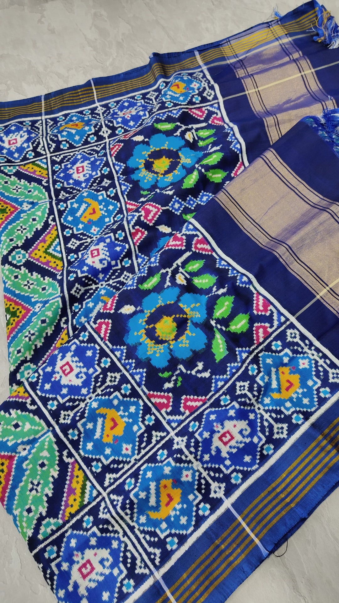 Authentic Double Ikkat Patan Patola Handwoven Saree with kaleidoscope design in Green | SILK MARK CERTIFIED