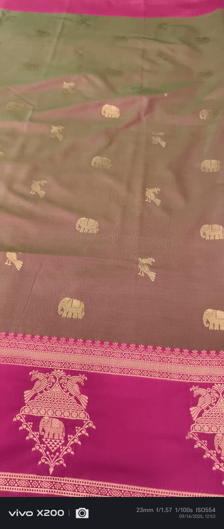 Green Dual Tone Kanchi Semi Silk Saree with Zari Buttas and Contrast Zari Border