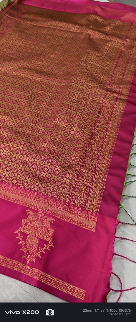 Green Dual Tone Kanchi Semi Silk Saree with Zari Buttas and Contrast Zari Border