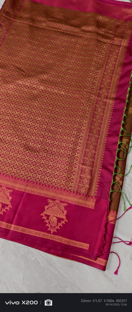 Green Dual Tone Kanchi Semi Silk Saree with Zari Buttas and Contrast Zari Border
