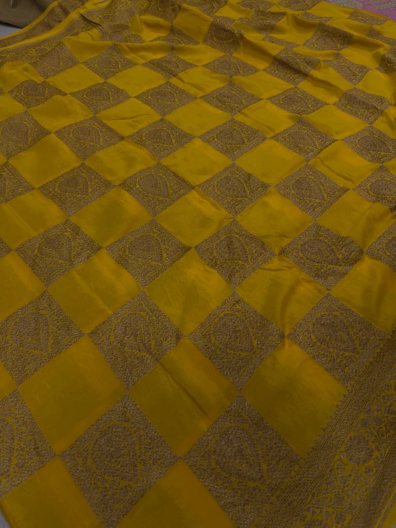 Exquisite Yellow Banarasi Georgette Silk Saree with Antique Zari Geometric Pattern and Zari Border | SILK MARK CERTIFIED