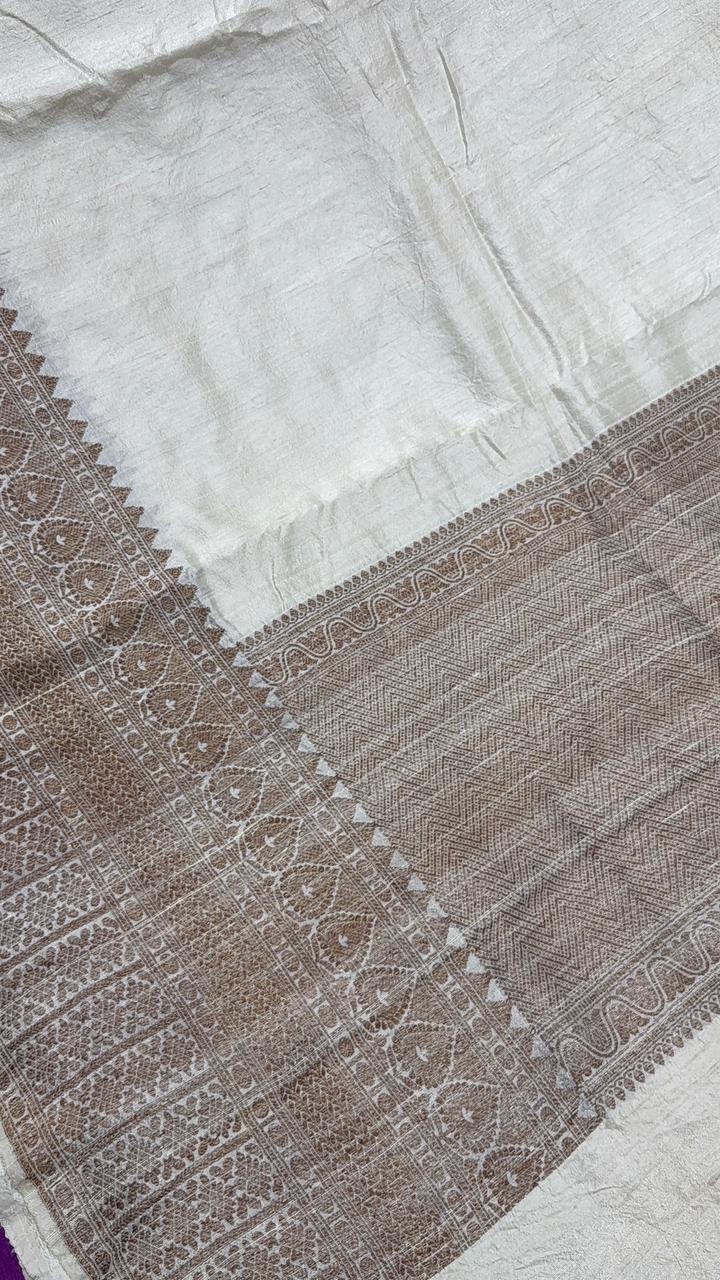 Ivory Raw Silk Saree with Antique Zari Border | SILK MARK CERTIFIED