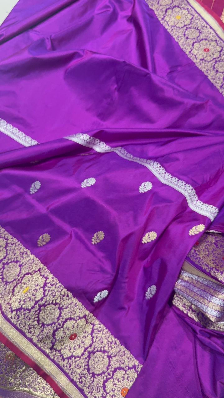 Purple-Red Dual Tone Pure Banarasi Silk Saree with Floral Sona Rupa Buttas on Bottom and Kaduwa Meenakari  Border| SILK MARK CERTIFIED