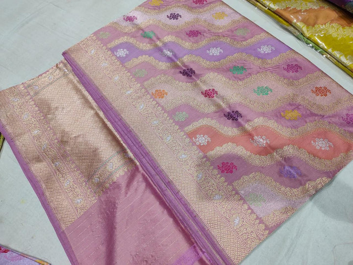 Rangkaat Kadhuwa Banarasi Silk Saree with trellis Diagonal Zari stripes | SILK MARK CERTIFIED