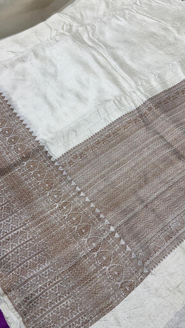Ivory Raw Silk Saree with Antique Zari Border | SILK MARK CERTIFIED