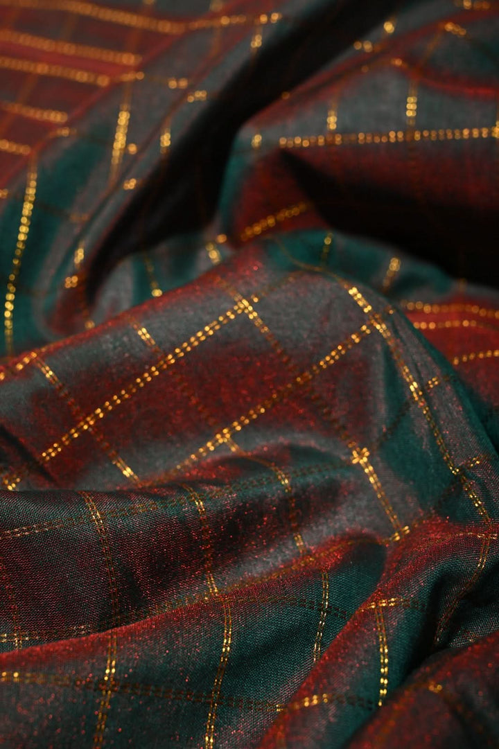 Green-Maroon Dual Tone Ilkal Weave Mercerized Bagalkote Cotton Saree with Zari Checks and Contrast Zari Border | SHOBITAM