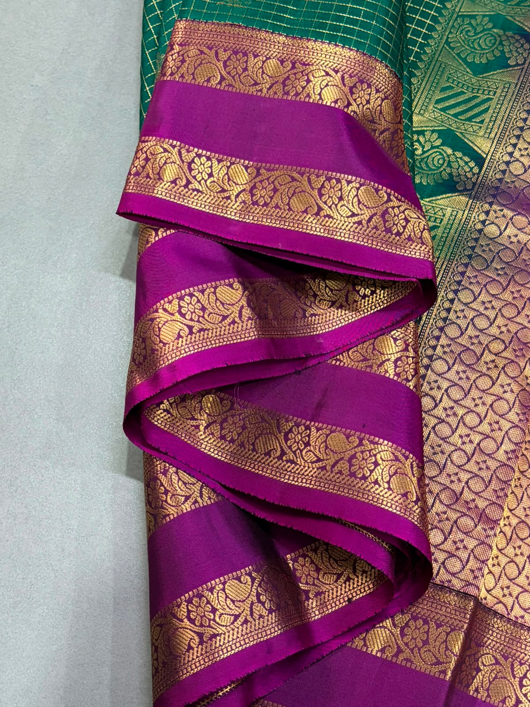 Forest Green Zari Buttas On Pure Kanjivaram  Saree with Podi-Kattam Zari Checks and Contrast Rettiapet Zari Border | SILK MARK CERTIFIED | SHOBITAM