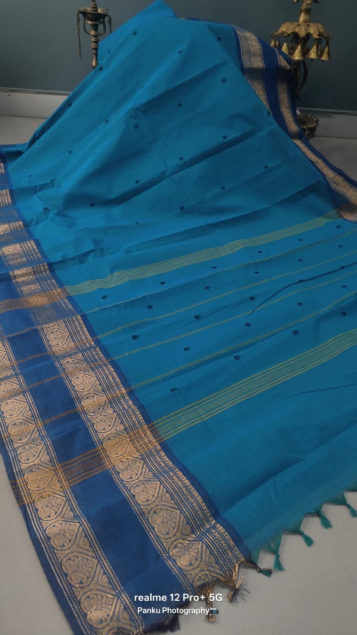 Rama Green Kanchi Cotton Saree with Thread Buttas and Rettaipet Zari Borders | SHOBITAM