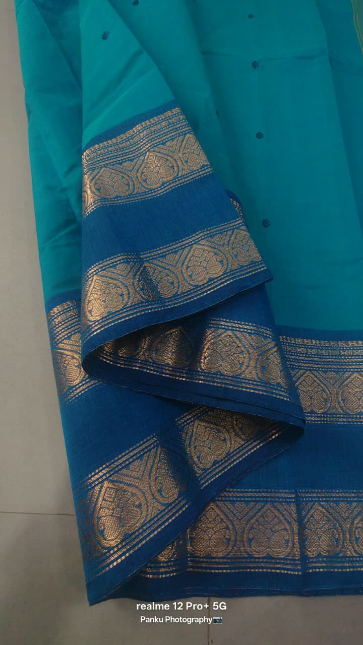 Rama Green Kanchi Cotton Saree with Thread Buttas and Rettaipet Zari Borders | SHOBITAM
