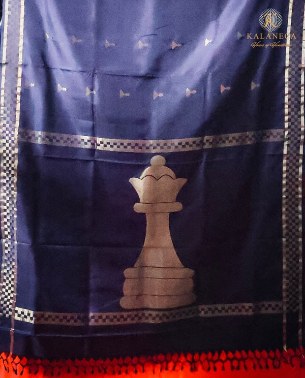 Queen's Gambit Royal Handwoven Jamdani Silk Saree - Black | SHOBITAM