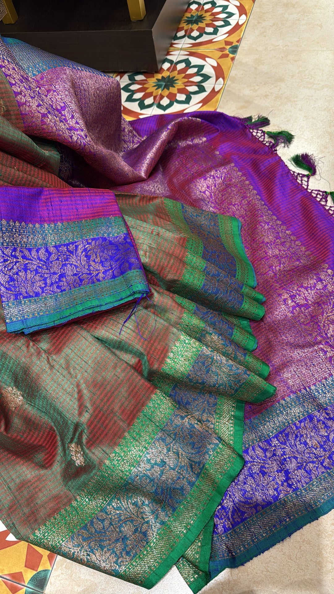 Green Dual Tone Banarasi Dupion Silk Saree with Zari Buttas and Contrast Zari Border | SILK MARK CERTIFIED