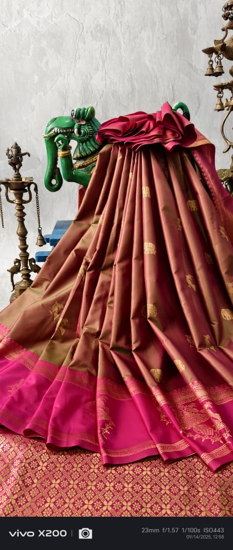 Green Dual Tone Kanchi Semi Silk Saree with Zari Buttas and Contrast Zari Border