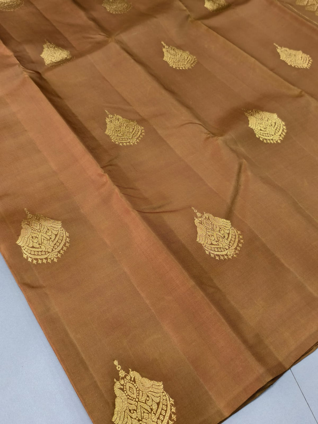 Mud Brown Borderless Kanjivaram Pure  Silk Saree with Two Birds Zari Buttas and Rich Pallu | SILK MARK CERTIFIED | SHOBITAM