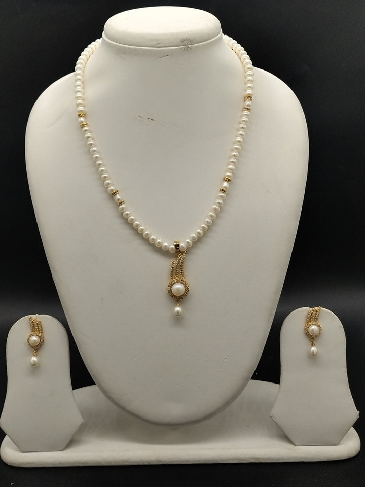 Ivory Grace Classic Freshwater Pearl One Line Pendant Set | SHOBITAM