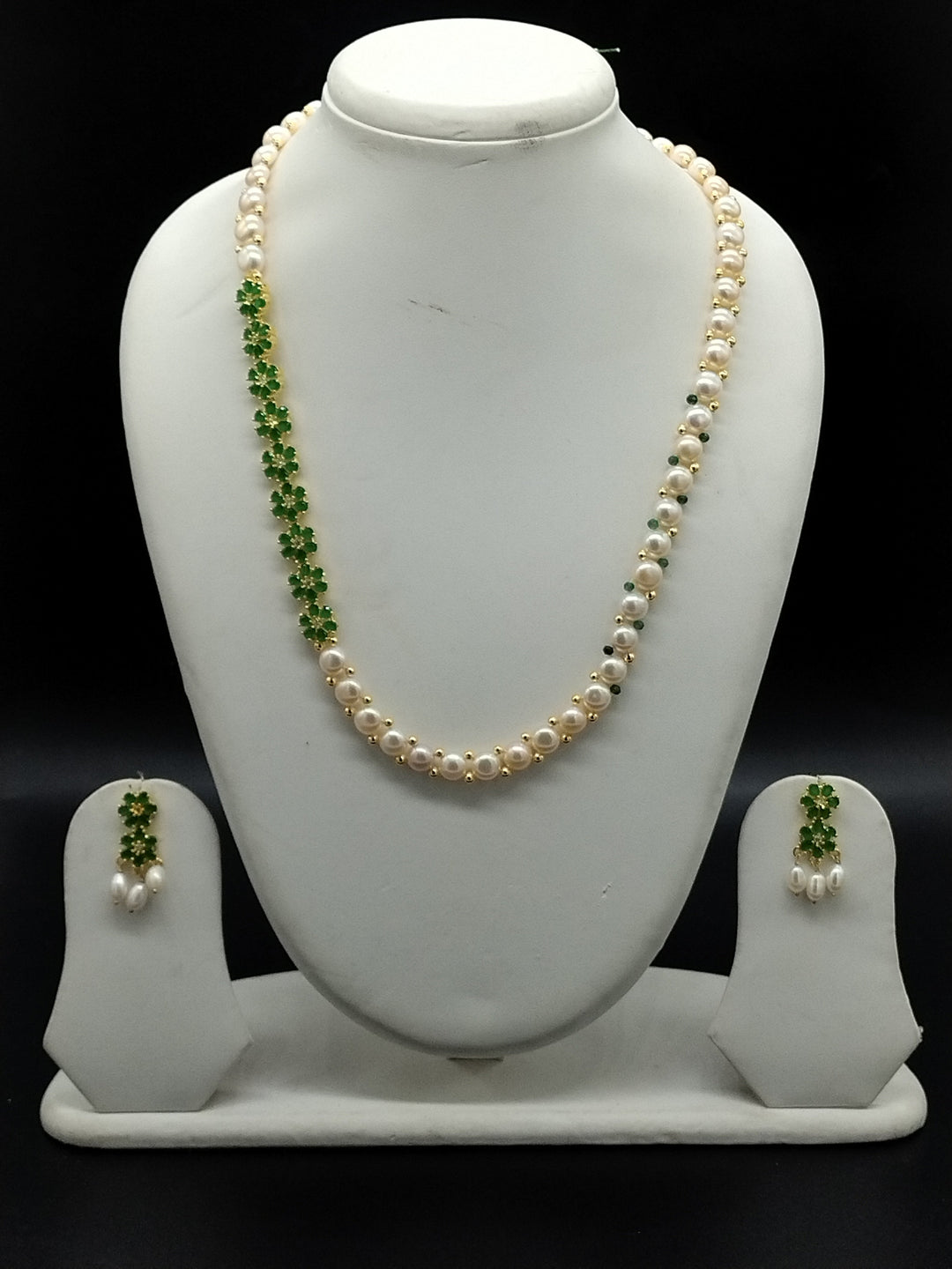 White Freshwater Pearl Side Brooch Necklace Set | SHOBITAM