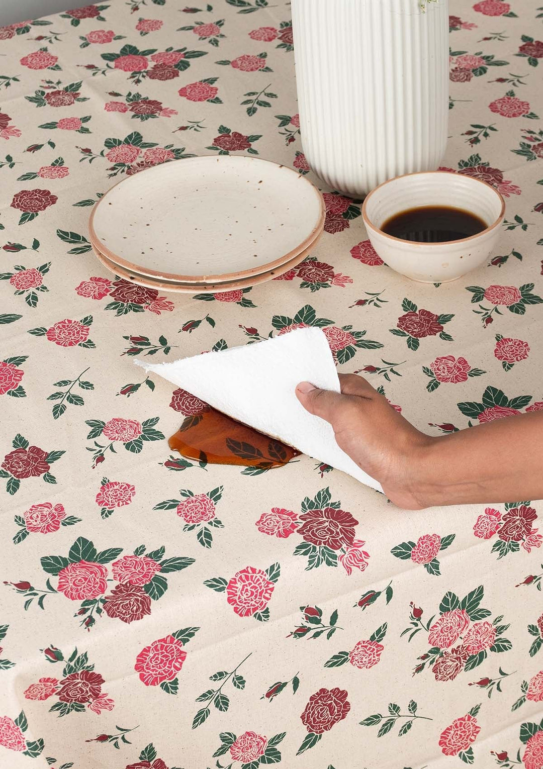 Wild Roses Spill safe water-resistant coated cotton table cloth | SHOBITAM
