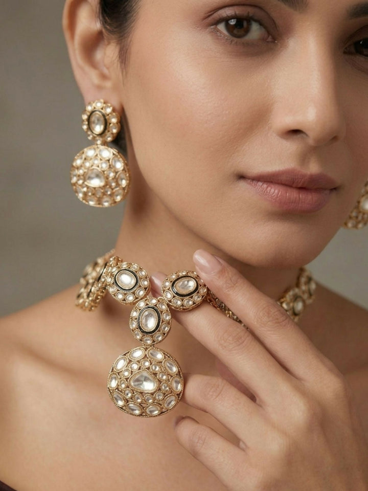 Classic Kundan Statement Necklace Set with Earrings | shobitam