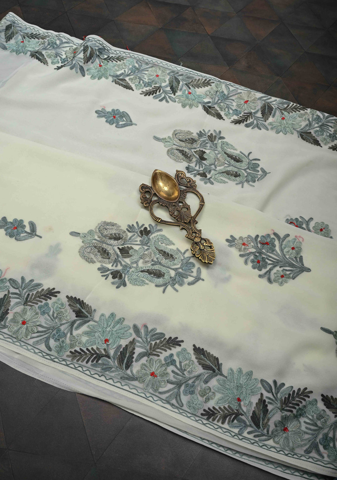 Creamy Green Kashmiri Aari Georgette Saree with Floral Embroidery