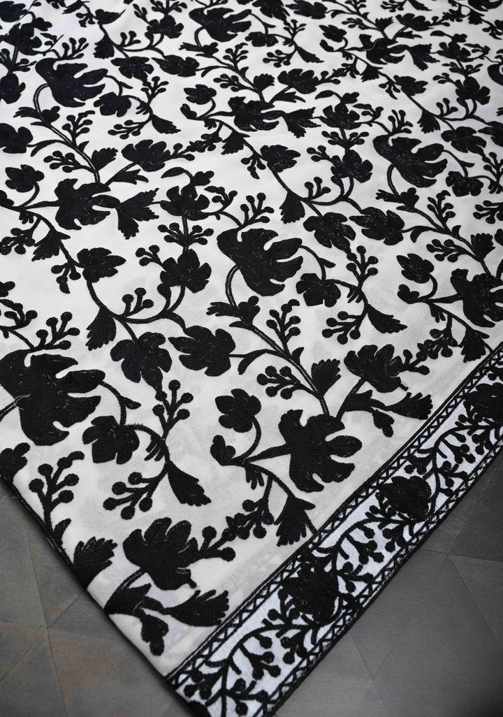 Half Jaal Kashmiri Aari Embroidered Floral Saree in White Georgette