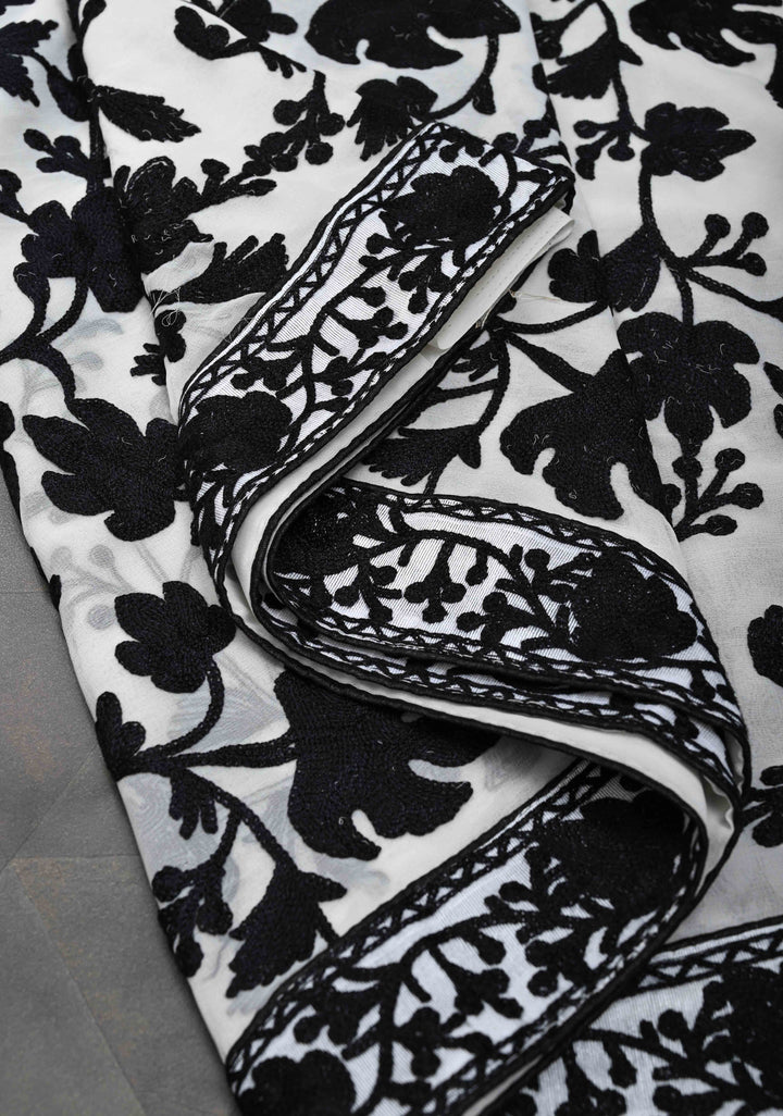 Half Jaal Kashmiri Aari Embroidered Floral Saree in White Georgette