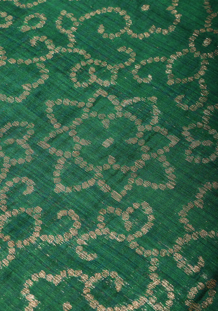 Authentic Banarasi Trellis pattern Pure Dupion Silk saree in Green with Kadhuwa Zari Border | SILK MARK CERTIFIED