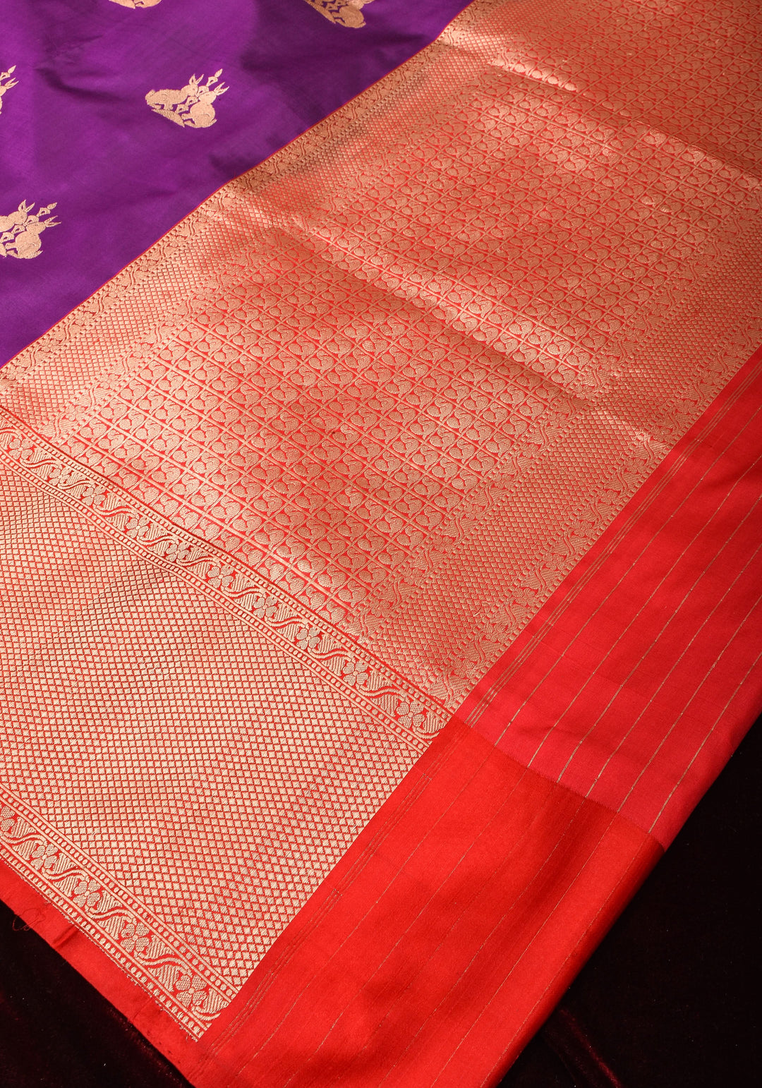 Rabbit Butta Shikaargah Banarasi  Saree in Black and Red | Silk Mark Certified