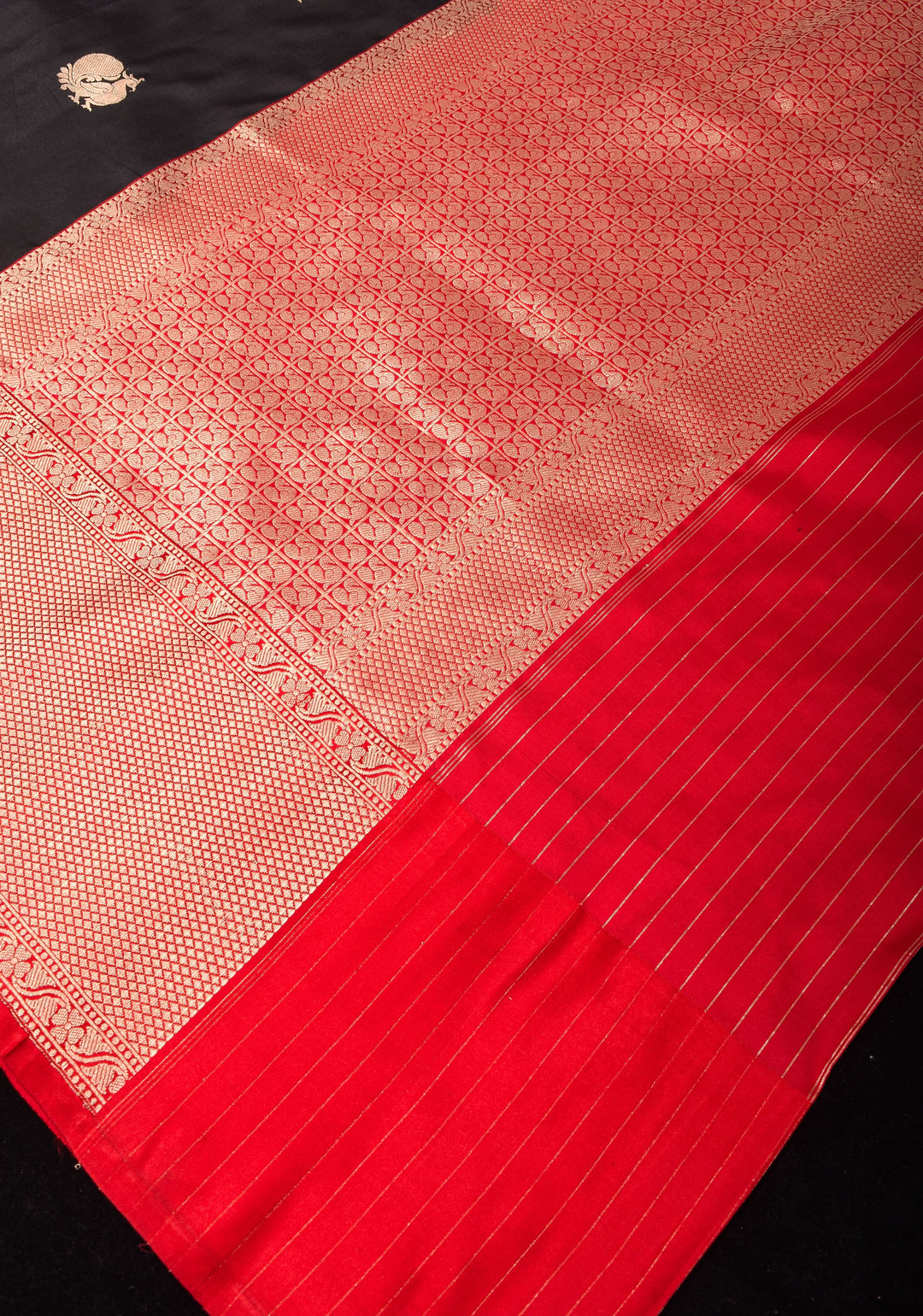 Peacock Butta Shikaargah Banarasi  Saree in Black and Red | Silk Mark Certified
