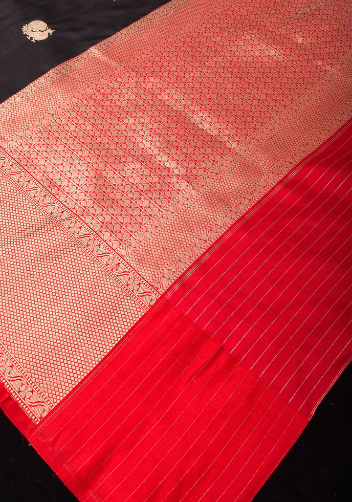 Peacock Butta Shikaargah Banarasi  Saree in Black and Red | Silk Mark Certified