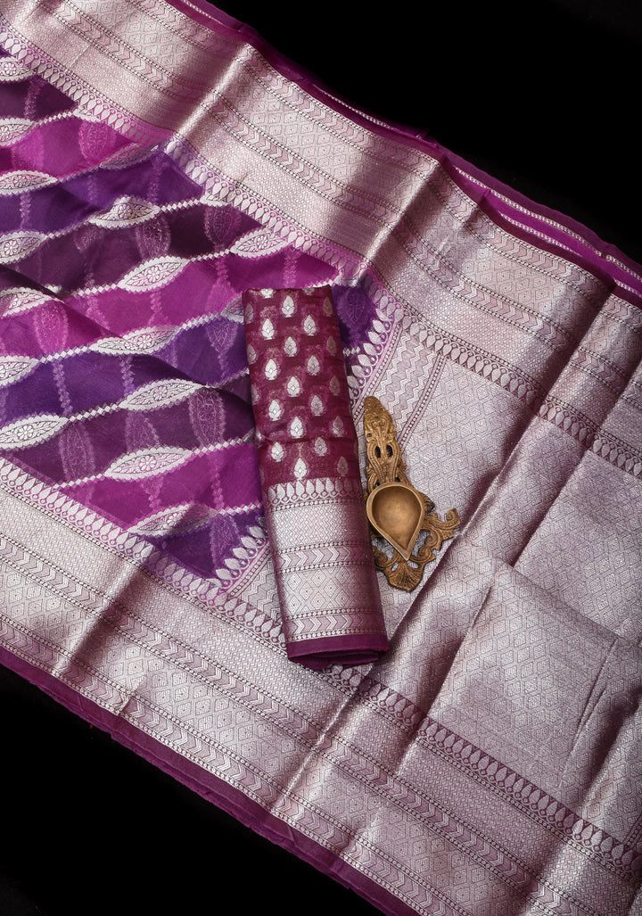 Leheria  Organza Silk Saree in Zari diagonal lines with buttas and Zari Border| SILK MARK CERTIFIED